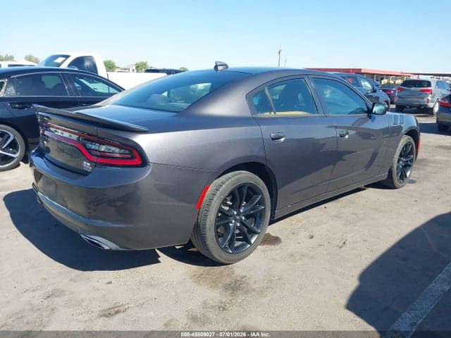 2017 DODGE CHARGER SXT RWD 4