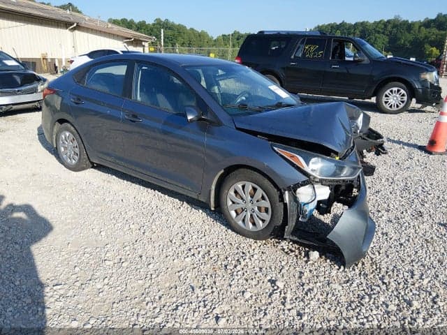 2020 HYUNDAI ACCENT SE 1