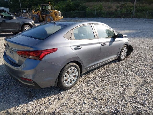 2020 HYUNDAI ACCENT SE 4