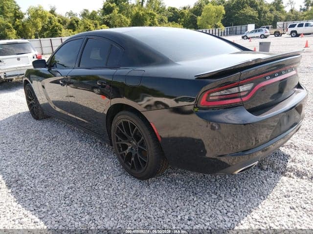 2017 DODGE CHARGER SE RWD 3