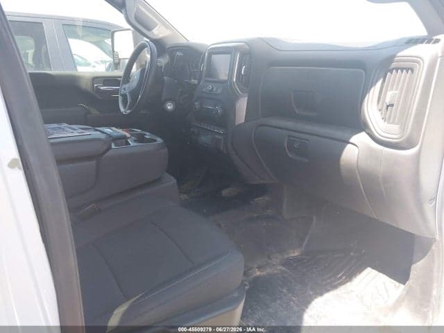 2023 CHEVROLET SILVERADO 3500HD 4WD STANDARD BED WT 5