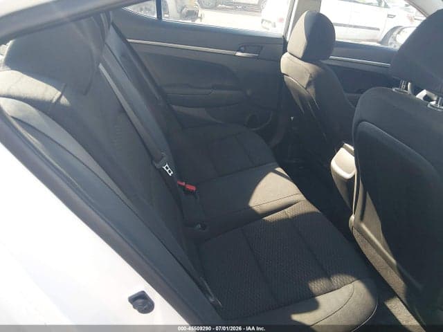 2020 HYUNDAI ELANTRA SE 8