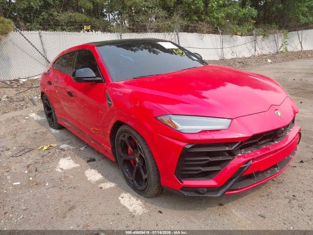 2019 LAMBORGHINI URUS