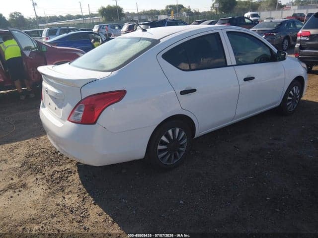 2018 NISSAN VERSA 1.6 S+ 4