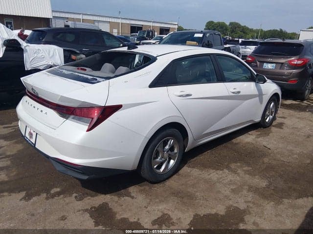 2021 HYUNDAI ELANTRA SE 4