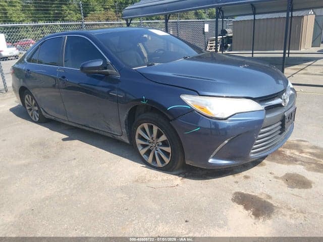 2017 TOYOTA CAMRY XLE - 1