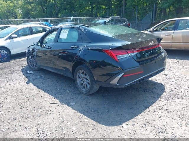 2024 HYUNDAI ELANTRA HYBRID BLUE 3