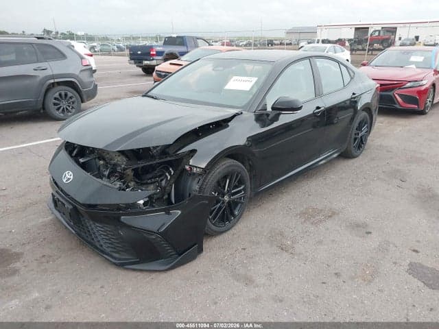 2026 TOYOTA CAMRY SE 2