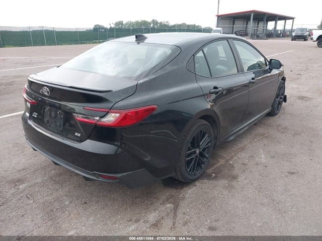 2026 TOYOTA CAMRY SE 4