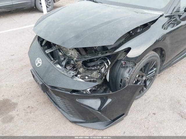 2026 TOYOTA CAMRY SE 6