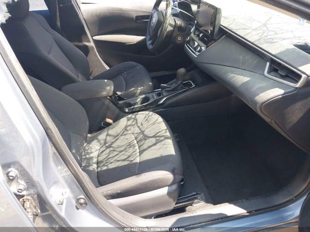 2022 TOYOTA COROLLA LE 5