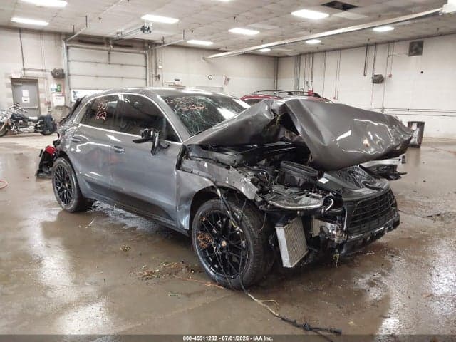 2018 PORSCHE MACAN S