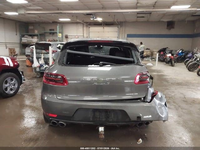2018 PORSCHE MACAN S 16