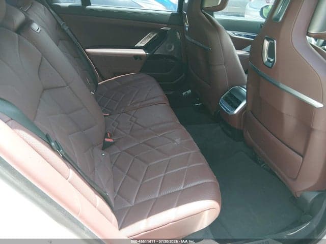2023 BMW 760 I XDRIVE 8