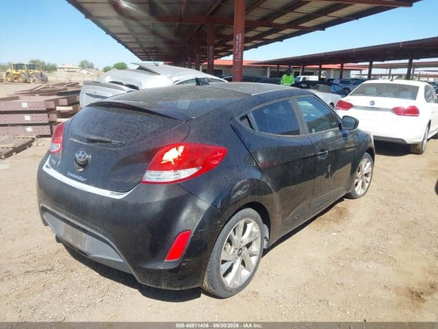 2016 HYUNDAI VELOSTER 4