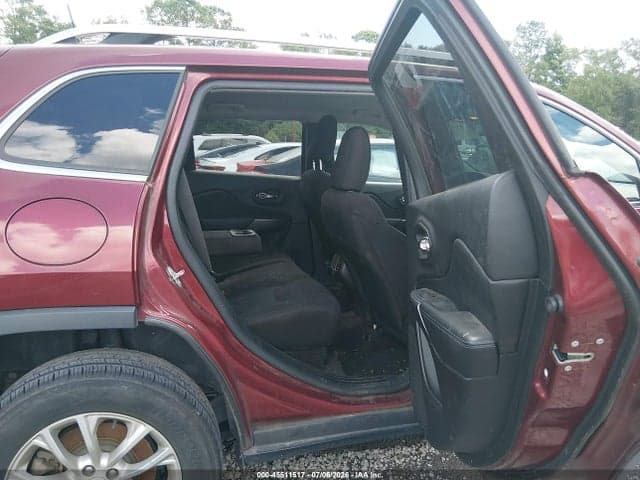 2019 JEEP CHEROKEE LATITUDE 4X4 8