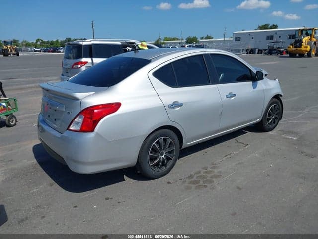 2018 NISSAN VERSA 1.6 SV 4