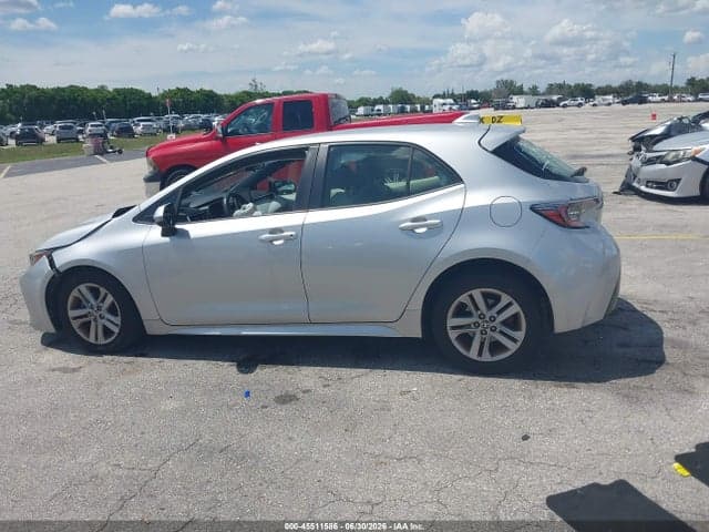 2019 TOYOTA COROLLA SE 14