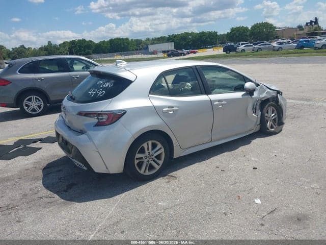 2019 TOYOTA COROLLA SE 4