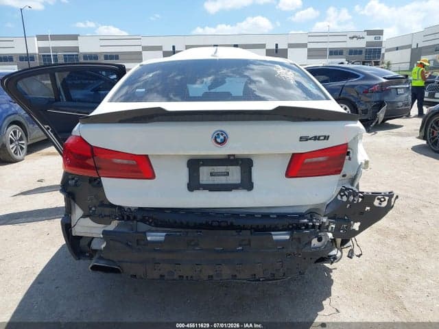 2017 BMW 540I 16