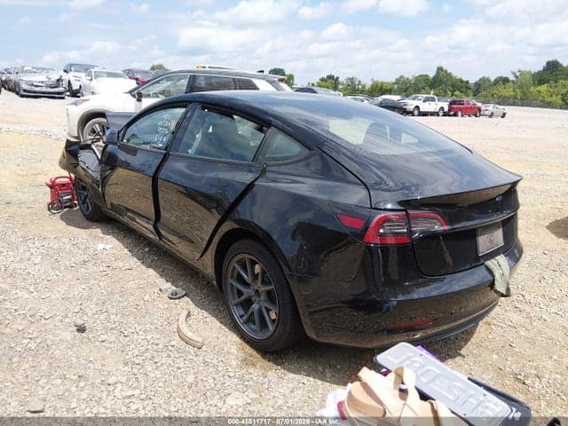 2023 TESLA MODEL 3 REAR-WHEEL DRIVE 3