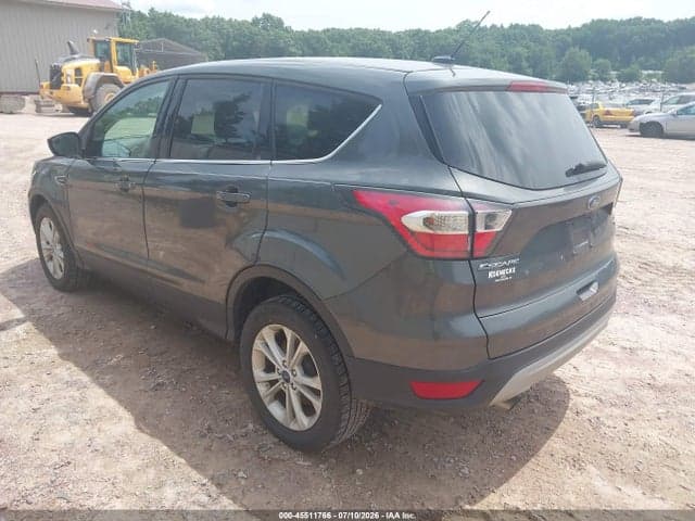 2017 FORD ESCAPE SE 3