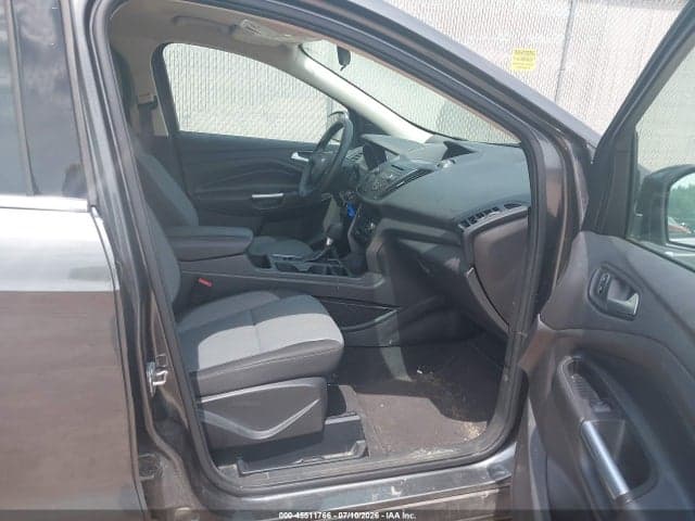 2017 FORD ESCAPE SE 5
