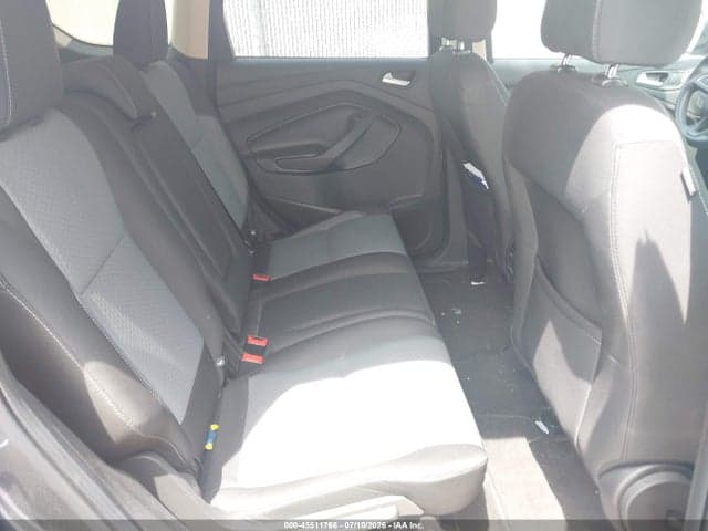 2017 FORD ESCAPE SE 8