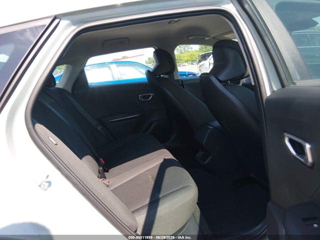 2026 KIA K4 LXS 8
