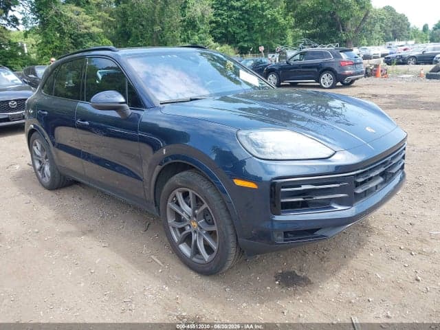 2024 PORSCHE CAYENNE - 1