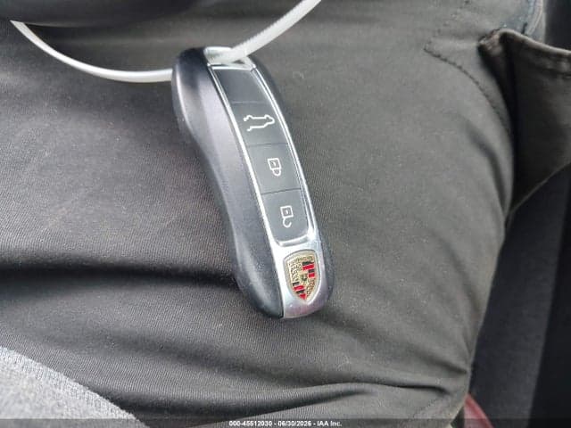 2024 PORSCHE CAYENNE 11