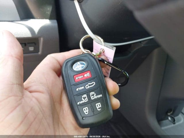 2023 TOYOTA SIENNA LIMITED 11