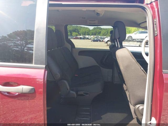 2019 DODGE GRAND CARAVAN SE 8