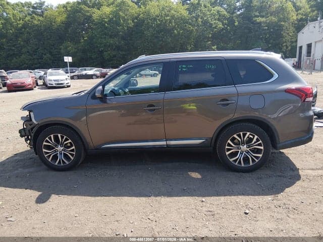 2017 MITSUBISHI OUTLANDER SE/SEL 15