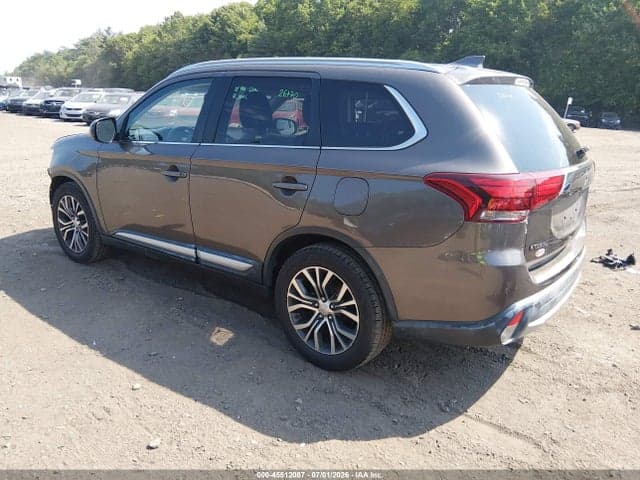 2017 MITSUBISHI OUTLANDER SE/SEL 3