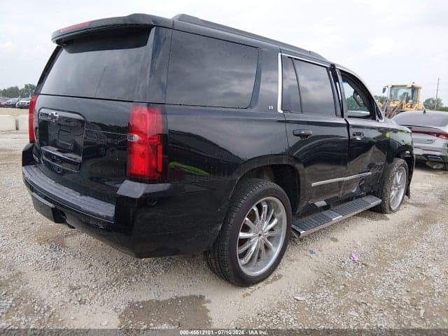 2017 CHEVROLET TAHOE LT 4