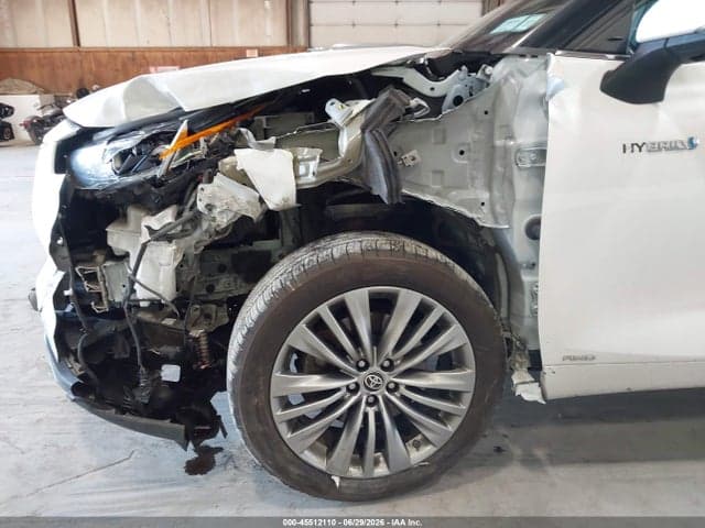 2021 TOYOTA HIGHLANDER HYBRID PLATINUM 6