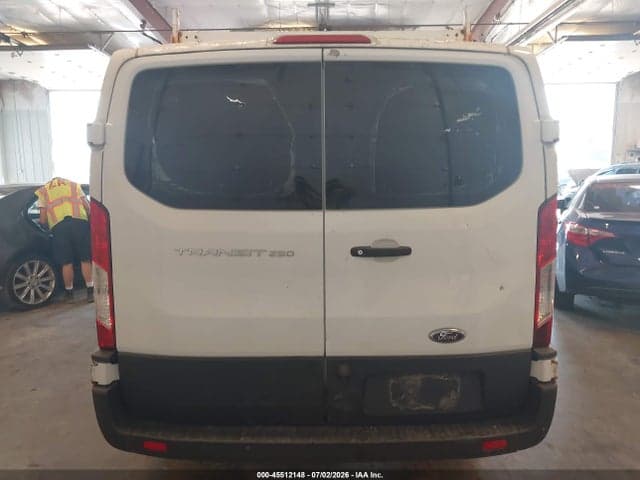2018 FORD TRANSIT-250 16