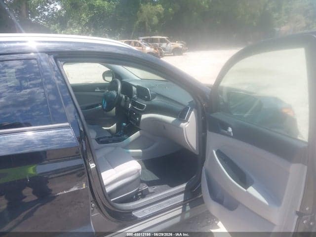 2020 HYUNDAI TUCSON VALUE 5