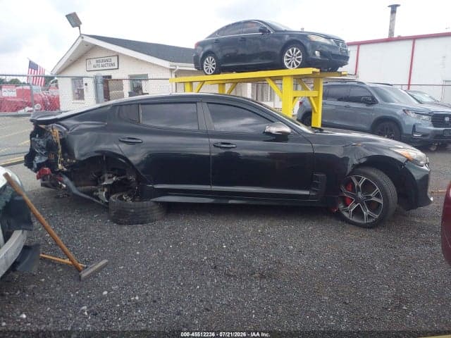 2018 KIA STINGER GT1 13