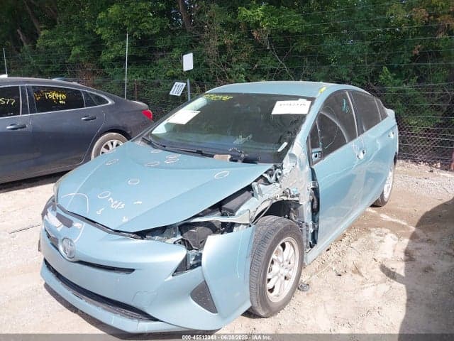2017 TOYOTA PRIUS THREE 6