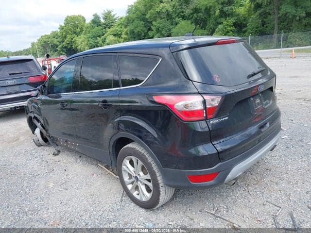 2017 FORD ESCAPE SE 3