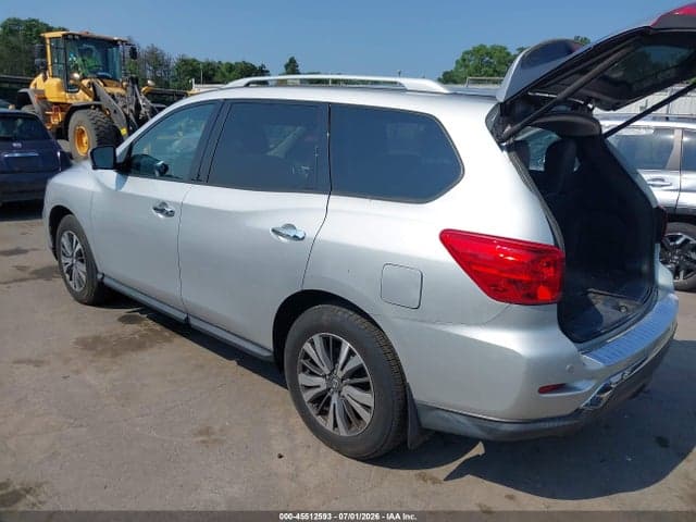 2017 NISSAN PATHFINDER SL 4