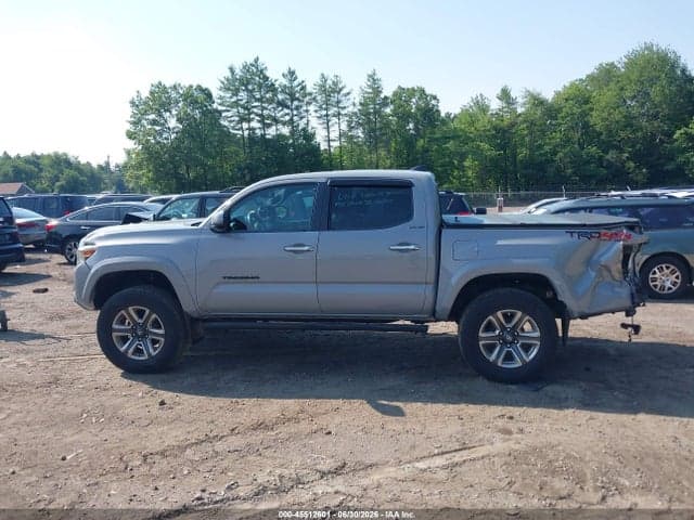 2018 TOYOTA TACOMA LIMITED 14