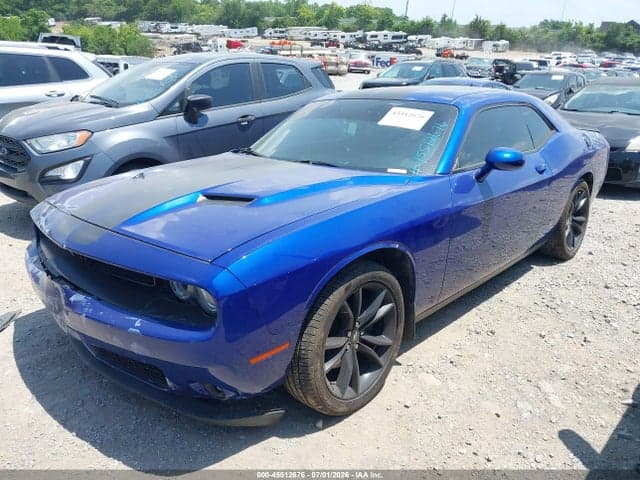 2018 DODGE CHALLENGER SXT 2