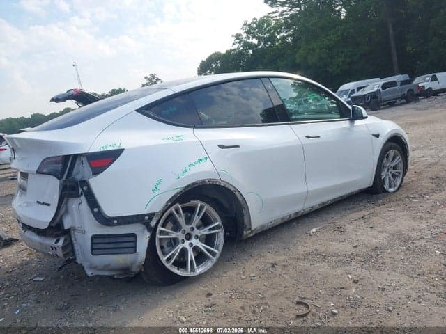 2021 TESLA MODEL Y LONG RANGE DUAL MOTOR ALL-WHEEL DRIVE 4