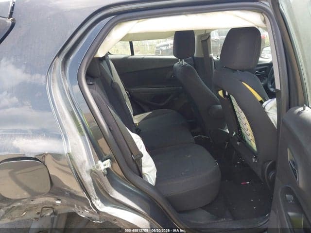 2020 CHEVROLET TRAX FWD LS 8