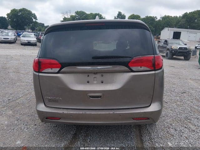 2017 CHRYSLER PACIFICA TOURING 16