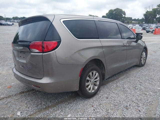 2017 CHRYSLER PACIFICA TOURING 4