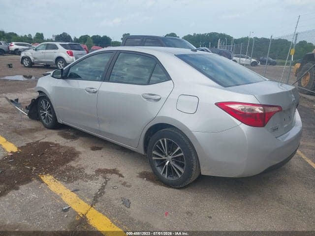 2017 TOYOTA COROLLA LE 3